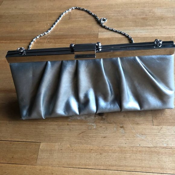 Jessica McClintock Purse Silver  Clutch - Picture 2 of 11